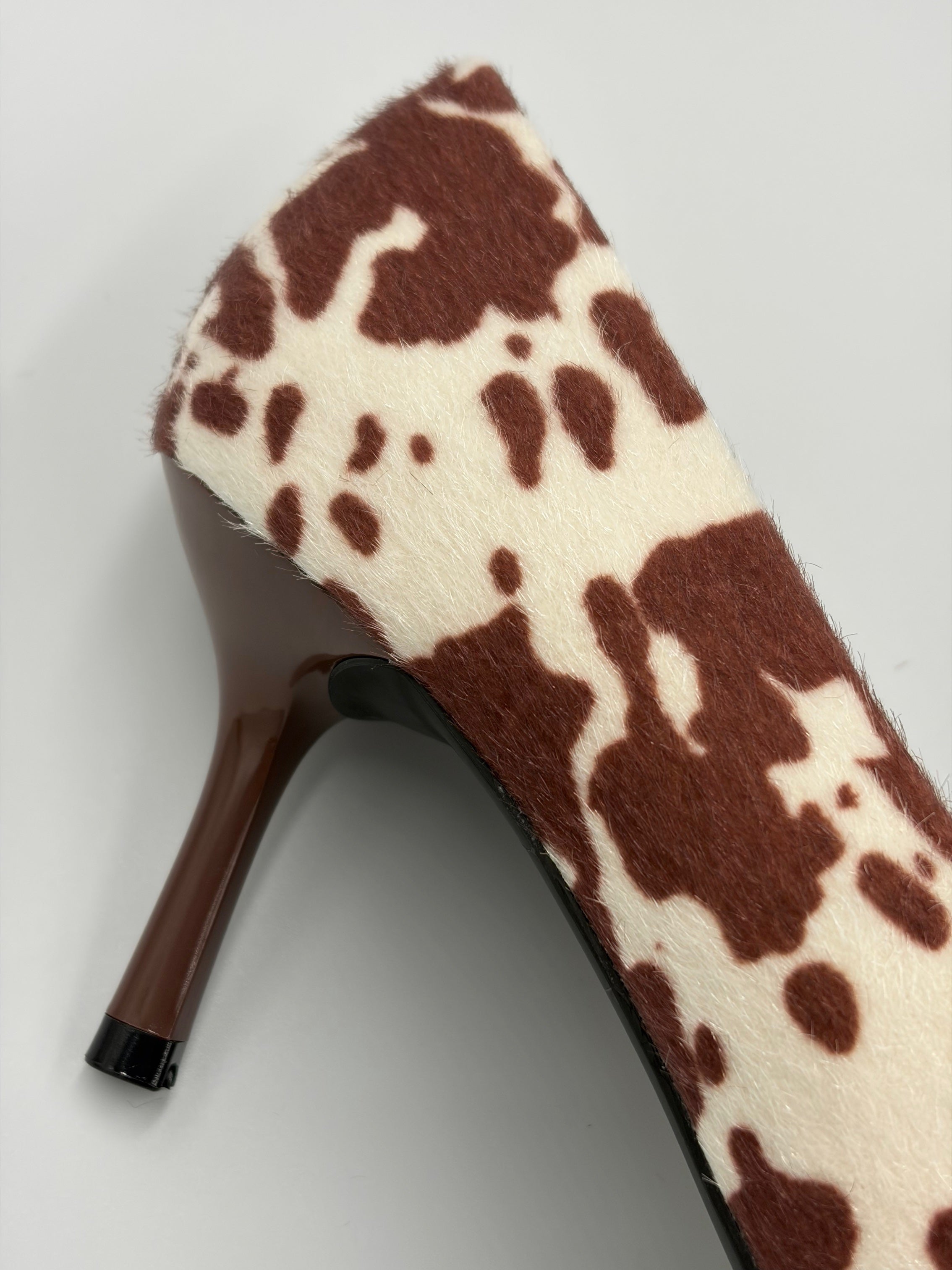 Cow Bow Front Patent Heel