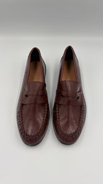 Load image into Gallery viewer, Burgundy Loafer
