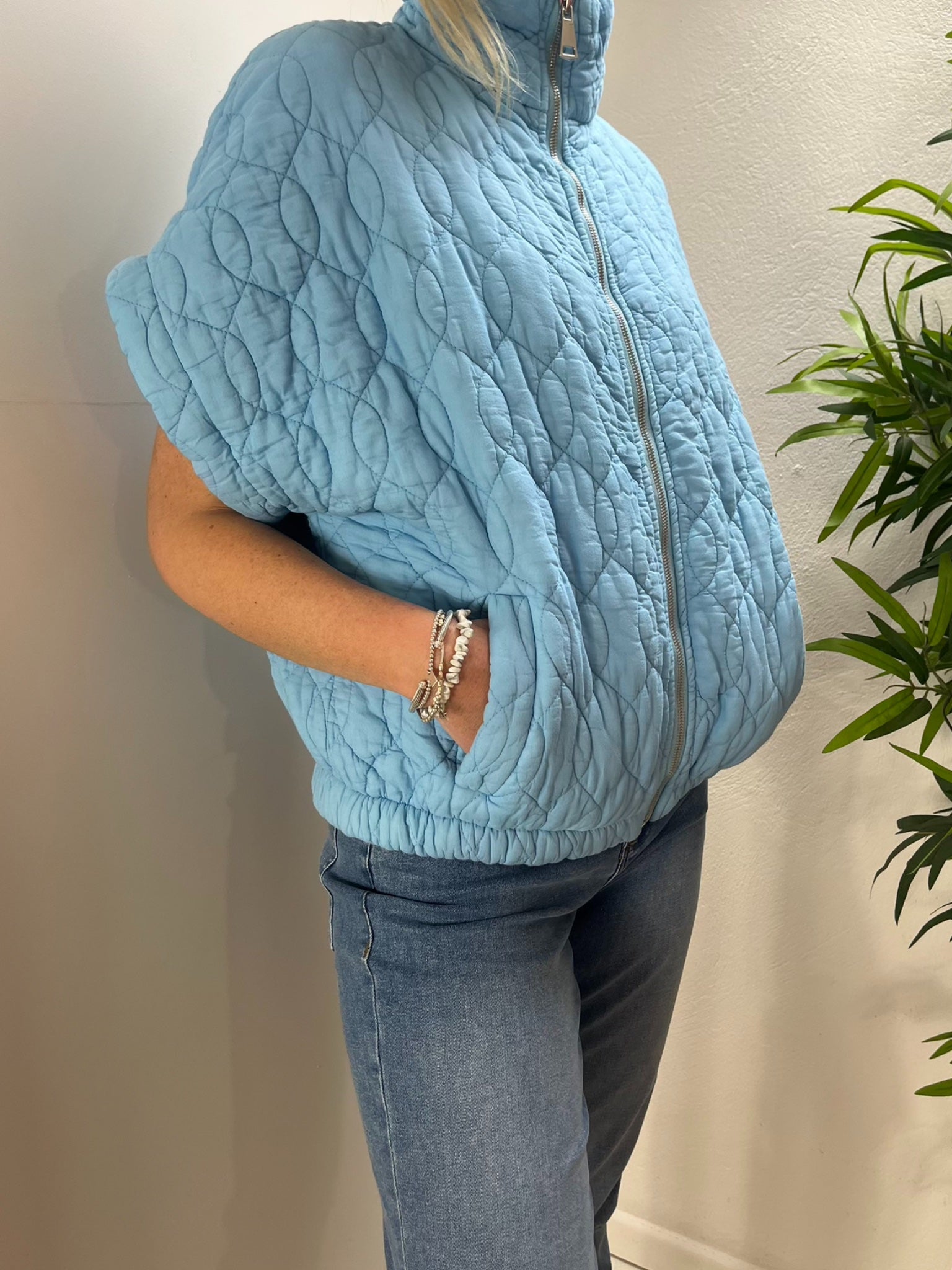Sleeveless Quilted Jacket