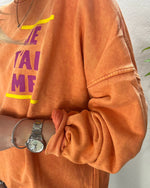 Load image into Gallery viewer, Je T&#39;aime Sweatshirt Orange Marled
