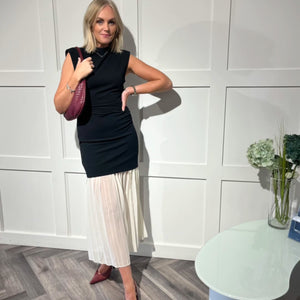 Zion Pleated Skirt Dress