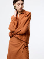 Load image into Gallery viewer, French Connection Ariette Linen Blend Tuck Shirt
