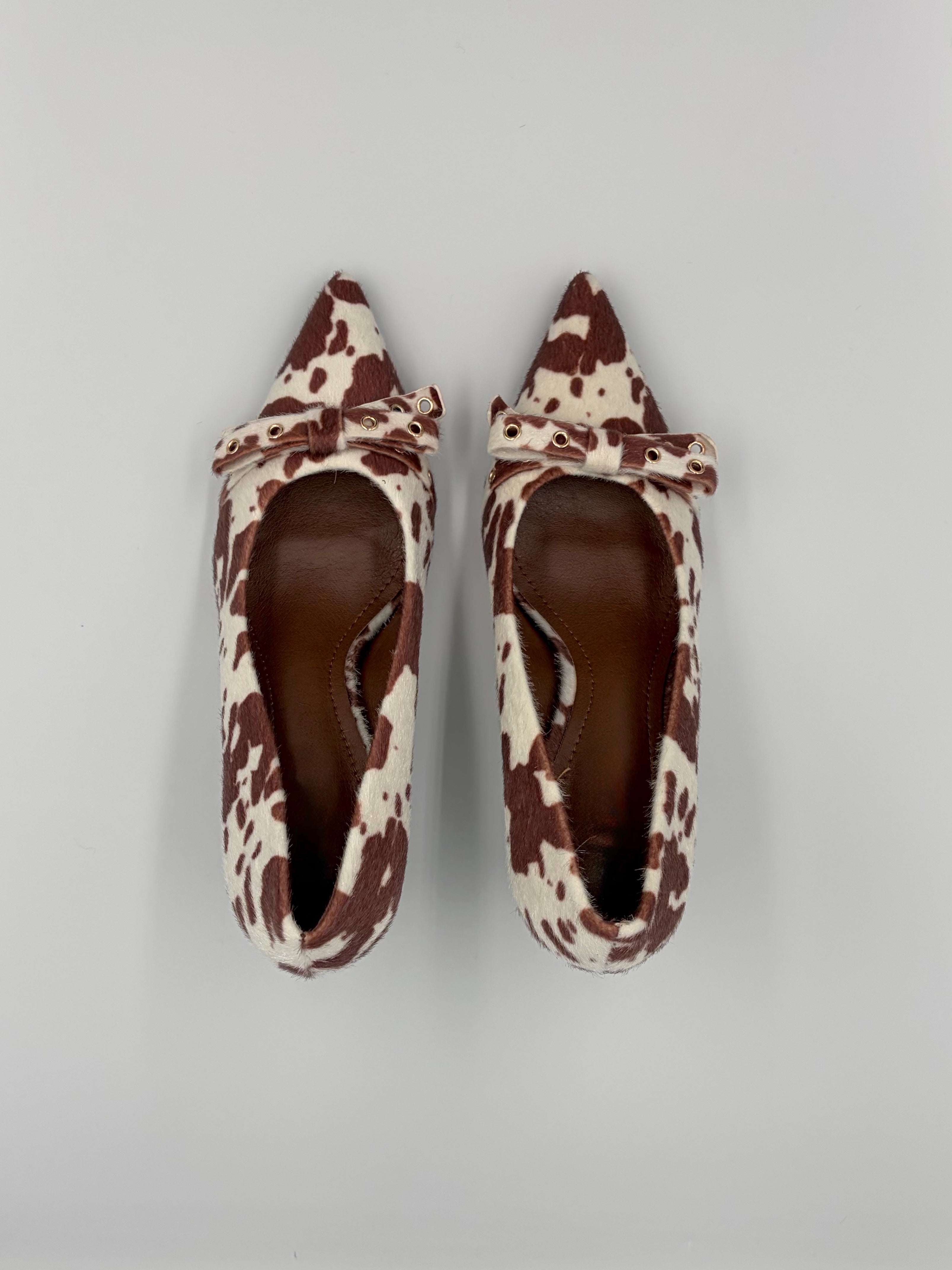 Cow Bow Front Patent Heel