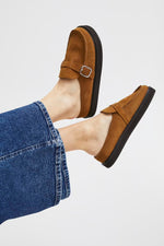 Load image into Gallery viewer, ICHI Suede Leather Mules - Natural
