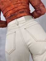 Load image into Gallery viewer, Sisley Natural Coloured Mom Fit Jeans - Beige
