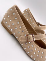 Load image into Gallery viewer, Faux Suede Diamonte Pump
