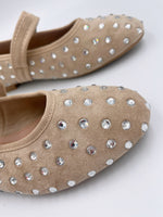 Load image into Gallery viewer, Faux Suede Diamonte Pump
