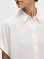 Load image into Gallery viewer, Selected Femme Cropped Linen Shirt - Snow White
