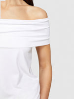 Load image into Gallery viewer, Sisley Bare Shoulder T-Shirt - White
