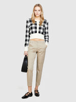 Load image into Gallery viewer, Sisley Classic Slim-Fit Chinos - Beige
