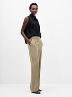 Load image into Gallery viewer, Vinnie Suiting Pleated Trouser
