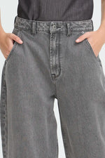 Load image into Gallery viewer, Ichi Barrel Leg Jeans
