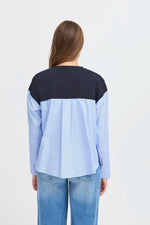 Load image into Gallery viewer, Ichi 2 In 1 Sweatshirt
