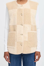Load image into Gallery viewer, Ichi Check Fleece Gilet

