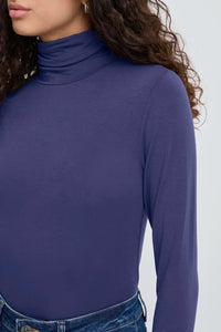 Ichi Seamless Turtleneck Top