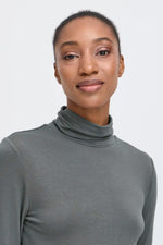 Load image into Gallery viewer, Ichi Seamless Turtleneck Top
