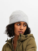 Load image into Gallery viewer, Selected Femme Knitted Beanie - Light Grey Melange
